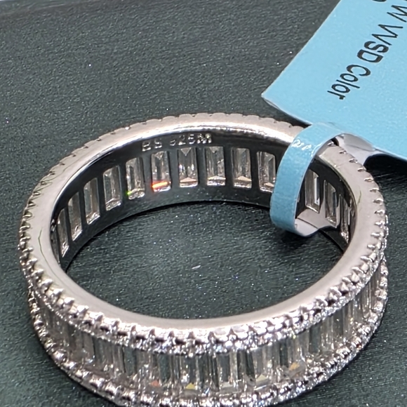 ✨ 4.26 CTW Moissanite Eternity Band,(Size 9) S925 SILVER - Picture 3 of 5